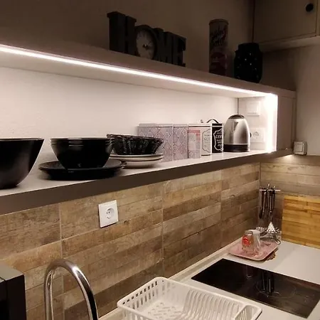 New Days Apartment *