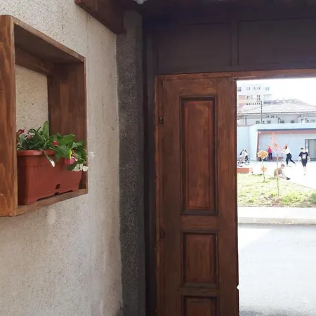 New Days Apartment *
