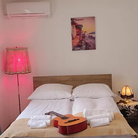 Apartment New Days