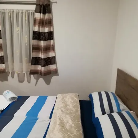 New Days Apartment *